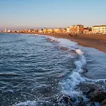 Chez Isa, Les Pieds Dans L'eau Daire *